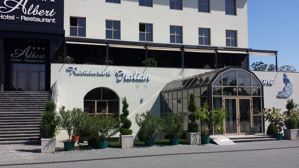 Albert Hotel Ploeszti Zewnętrze zdjęcie