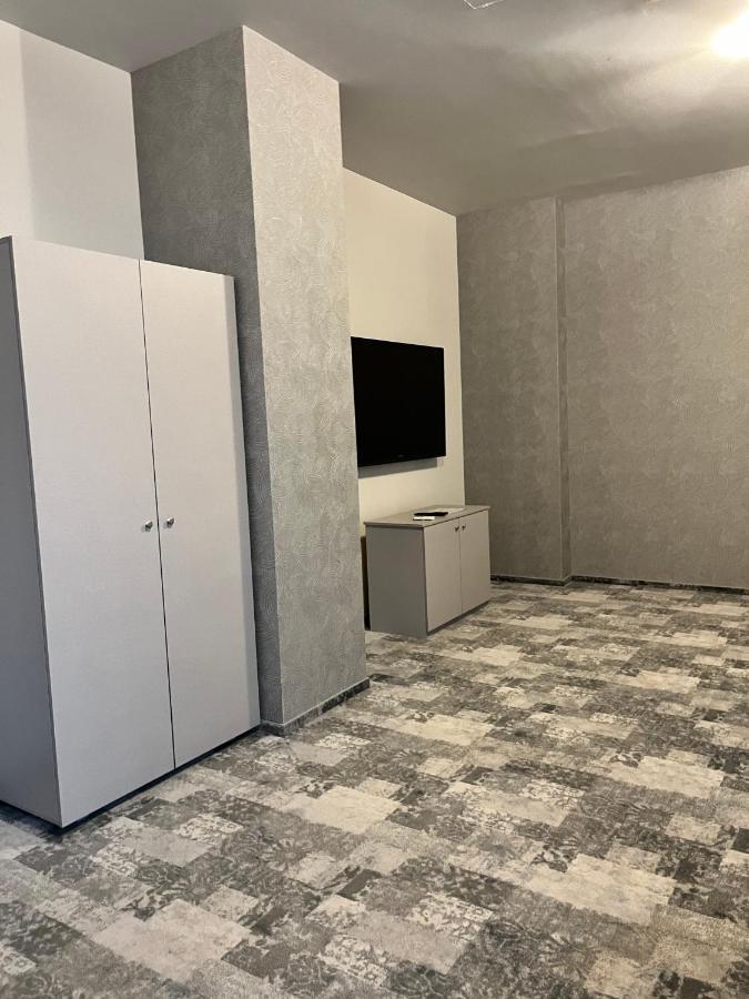 Albert Hotel Ploeszti Zewnętrze zdjęcie