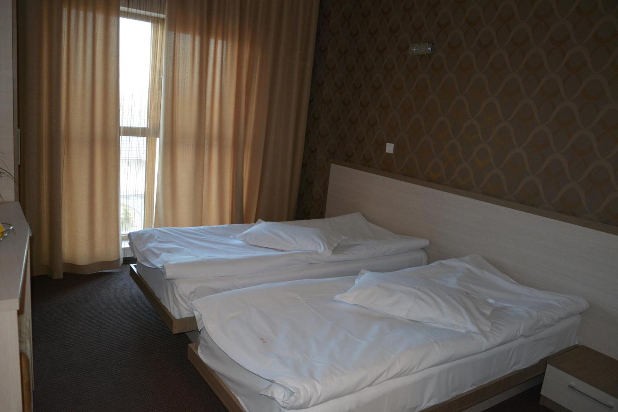 Albert Hotel Ploeszti Pokój zdjęcie